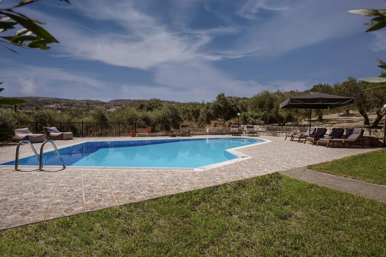 Lefkothea Villas With Large Pool, Bbq & Playground Аделианос Кампос Экстерьер фото